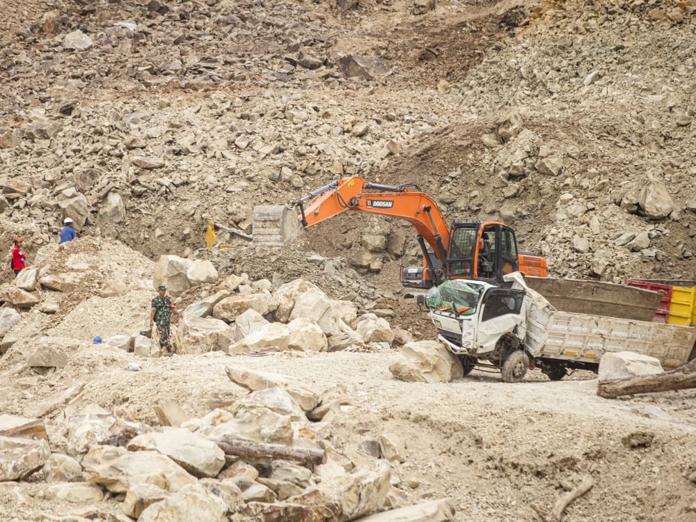 Death toll from quarry collapse in Indonesia rises to 14