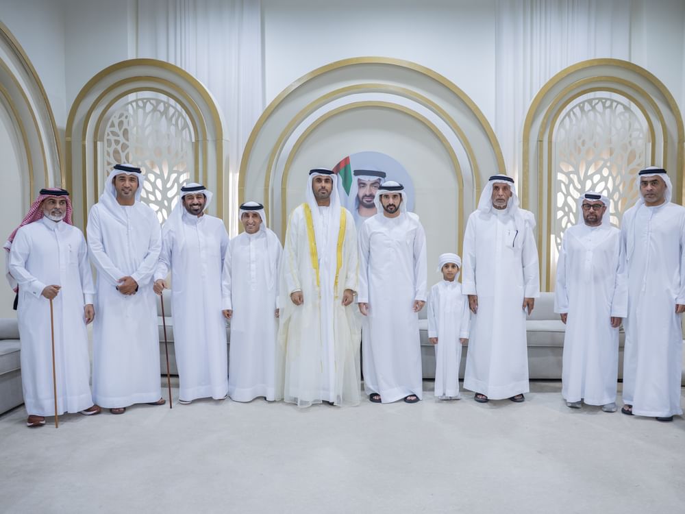 حمدان بن محمد يحضر أفراح الحميري والمنصوري