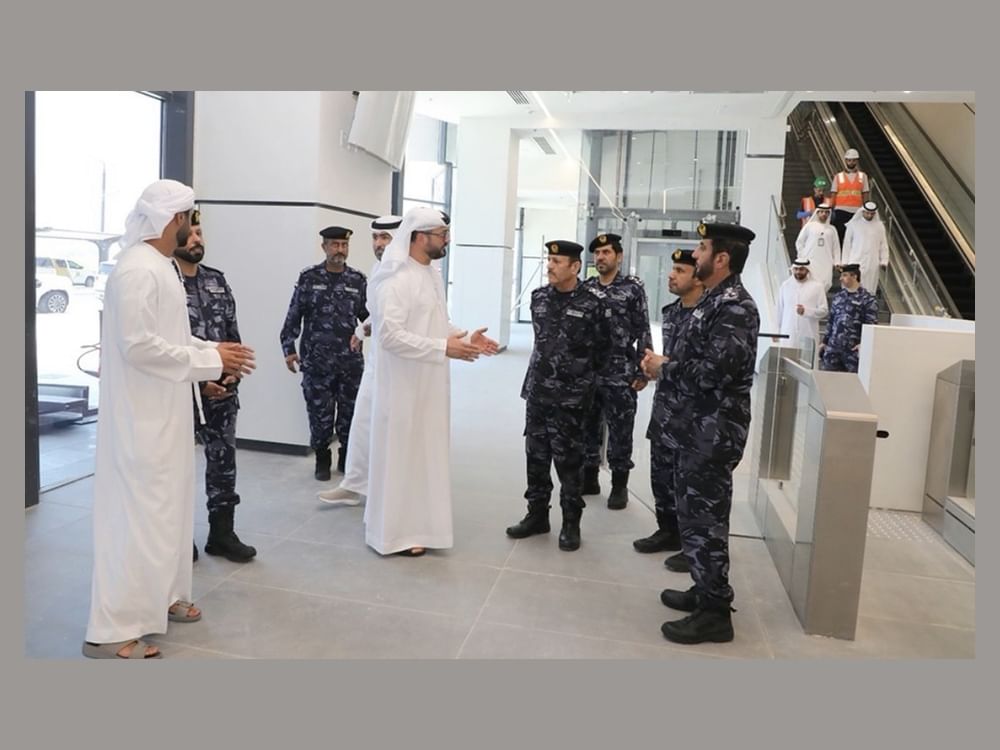 قائد عام شرطة الفجيرة يطلع على جاهزية محطة الفجيرة لقطارات الاتحاد