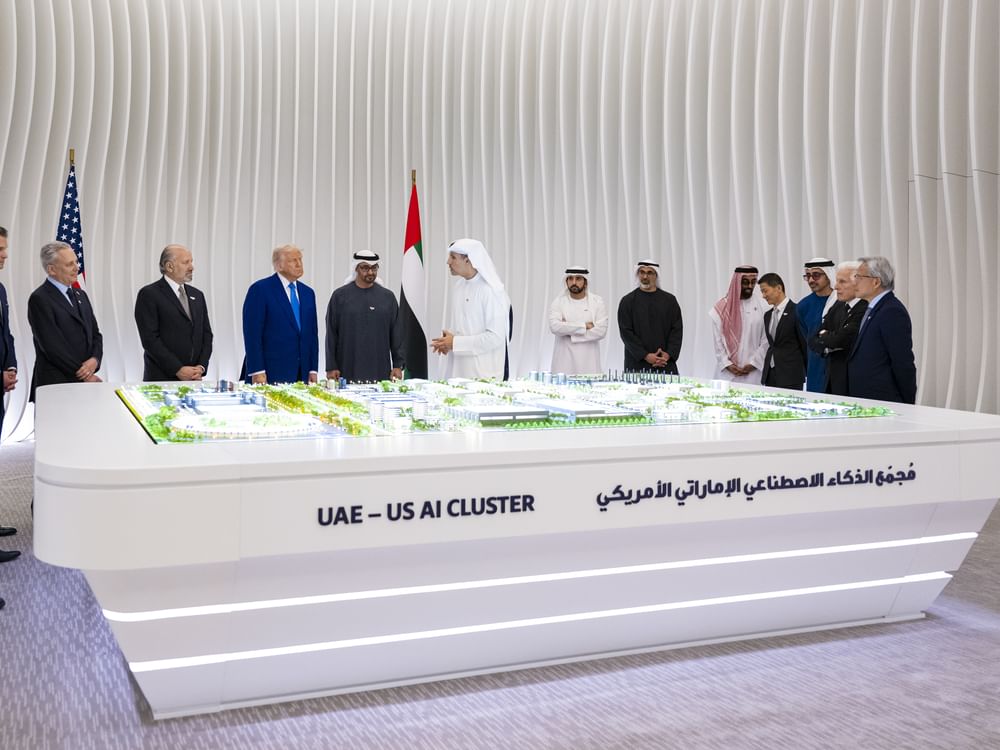 Los presidentes de Emiratos y Estados Unidos asisten a la inauguración de la Fase 1 del nuevo campus de IA de 5 GW en Abu Dabi