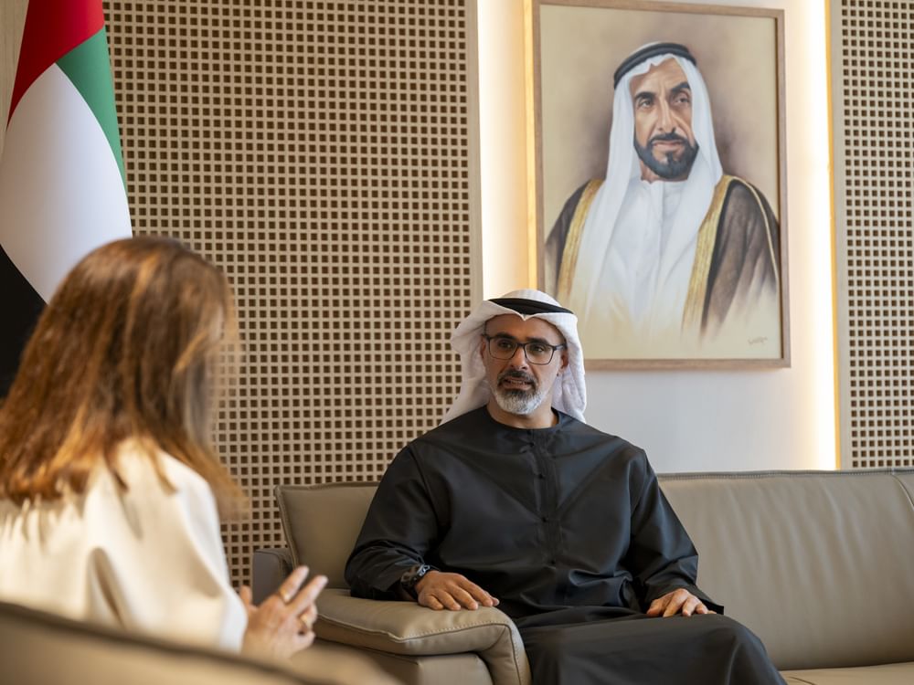 Khaled bin Mohamed bin Zayed recebe diretora financeira da OpenAI