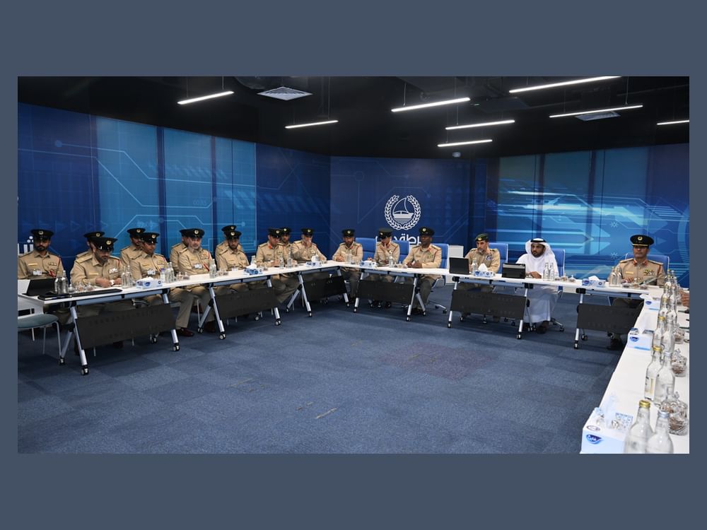 القائد العام لشرطة دبي يشيد بتطور منظومة الأمن البحري وتحقيق مؤشرات أمان بنسبة 100%