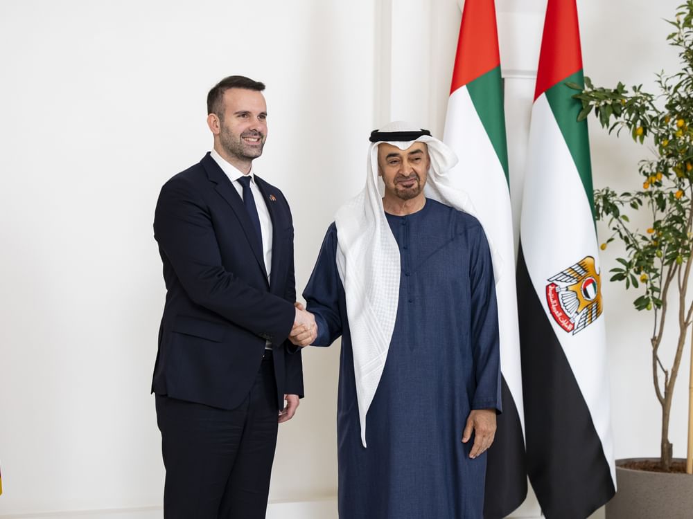 UAE President discusses strengthening bilateral relations with Montenegrin Prime Minister; witnesses signing of two agreements