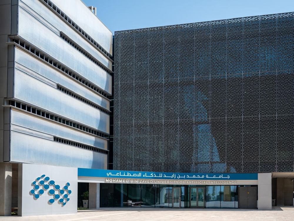 MBZUAI develops landmark benchmark to bridge cultural, dialect gap in Arabic AI