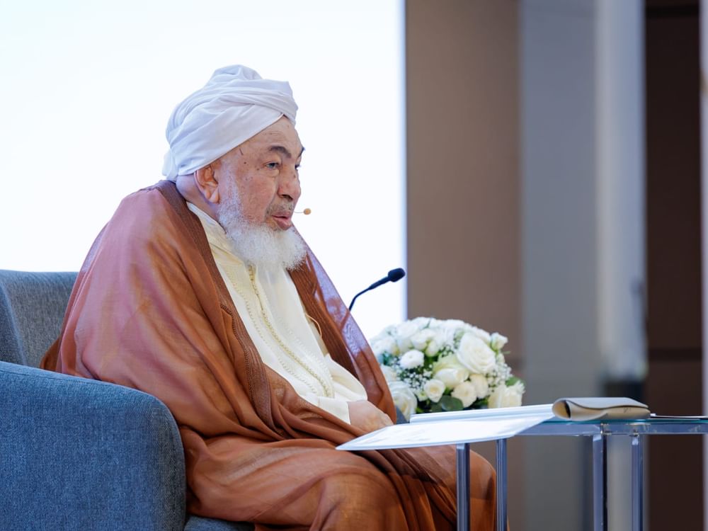 جامعة محمد بن زايد للعلوم الإنسانية تنظم ندوة حول بحوث القرآن الكريم