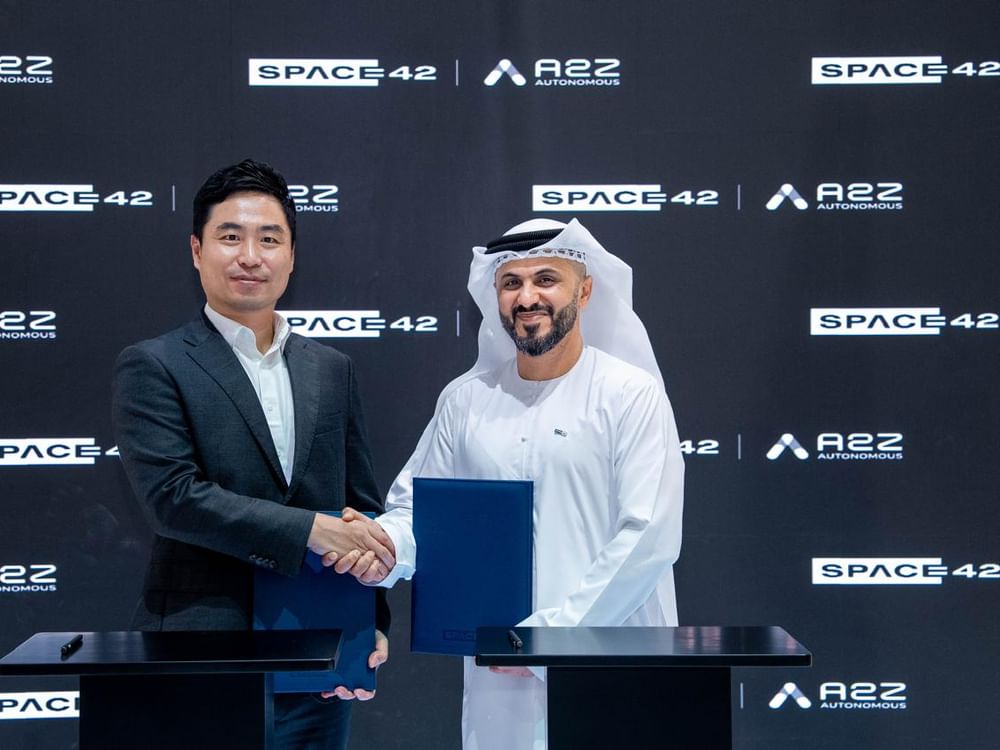 تعاون بين "سبيس 42" و"أوتونوموس A2Z"لتطوير منظومة التنقّل الذكي بالدولة