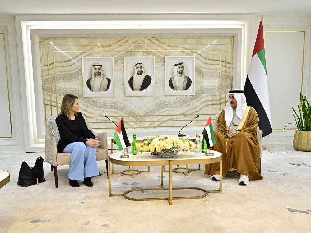 صقر غباش يستقبل مساعد رئيس مجلس الأعيان بالمملكة الأردنية الهاشمية