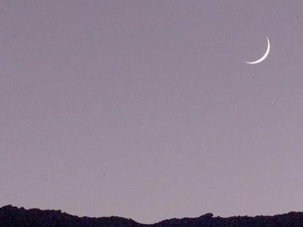 مواعيد بدء شهر رمضان في الدول العربية عقب تحري الهلال