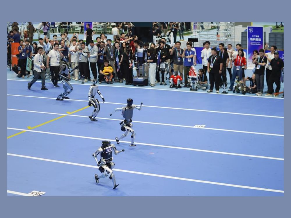 全球首个人形机器人运动会在北京开幕