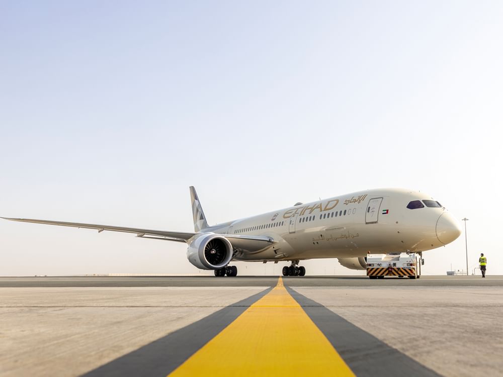 Etihad Airways launches four new routes, driving 45% of UAE aviation growth in 2025