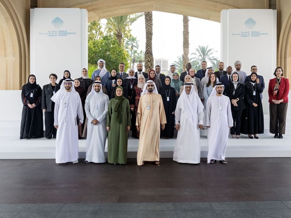 محمد بن راشد يشهد تخريج الدفعة الثالثة من "قيادات حكومات المستقبل" في العالم العربي