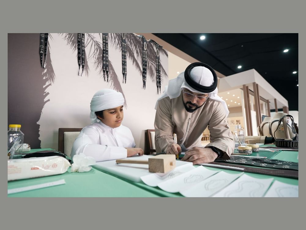 إقبال واسع على الفعاليات التراثية بـ"مهرجان الظفرة للتمور"