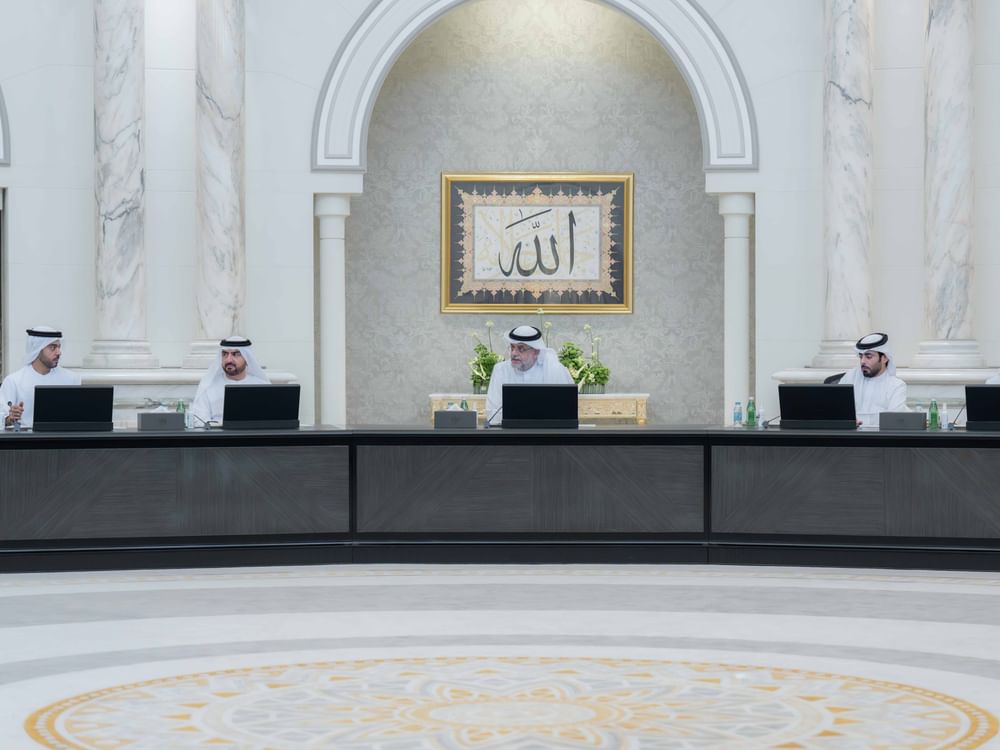 ولي عهد الشارقة يترأس اجتماع المجلس التنفيذي