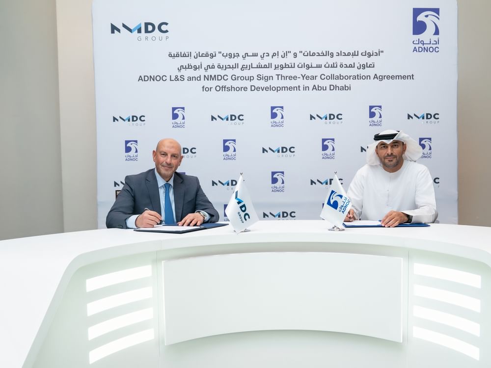 مجموعة "NMDC " و"أدنوك للإمداد والخدمات" تتعاونان لتطوير المشاريع البحرية في أبوظبي