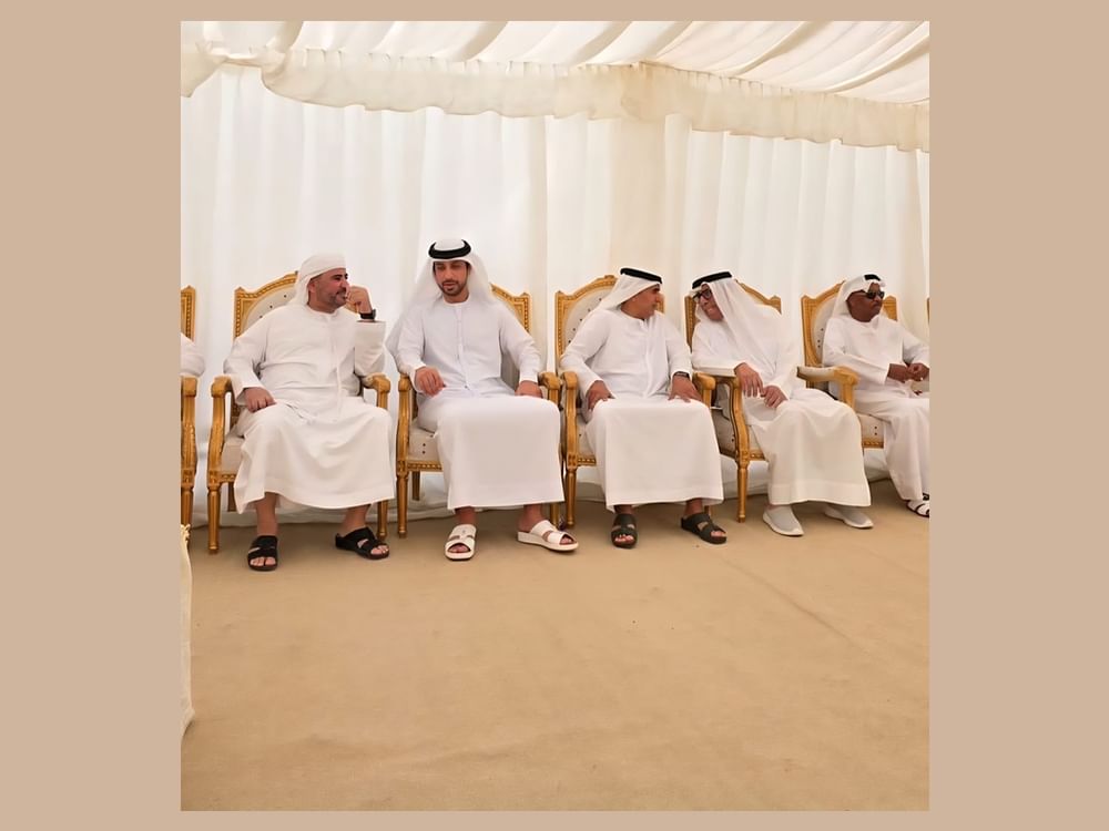 سالم بن سلطان القاسمي يقدم واجب العزاء في وفاة شيخة فضل ومنى جساس برأس الخيمة 