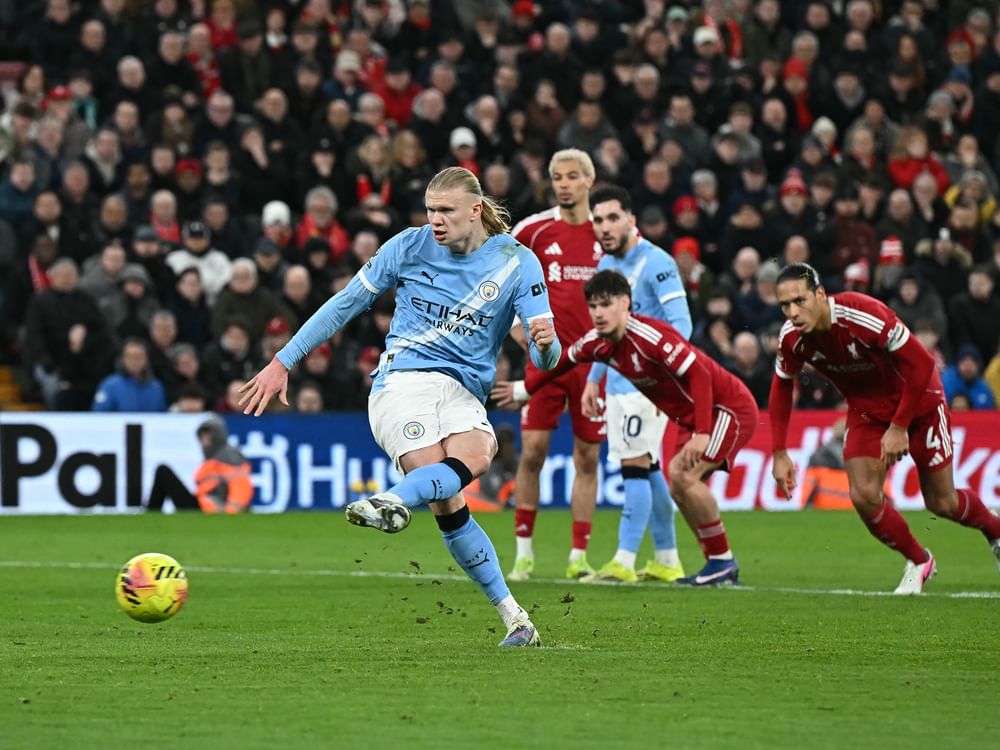 英超第25轮：曼城客场2比1击败利物浦