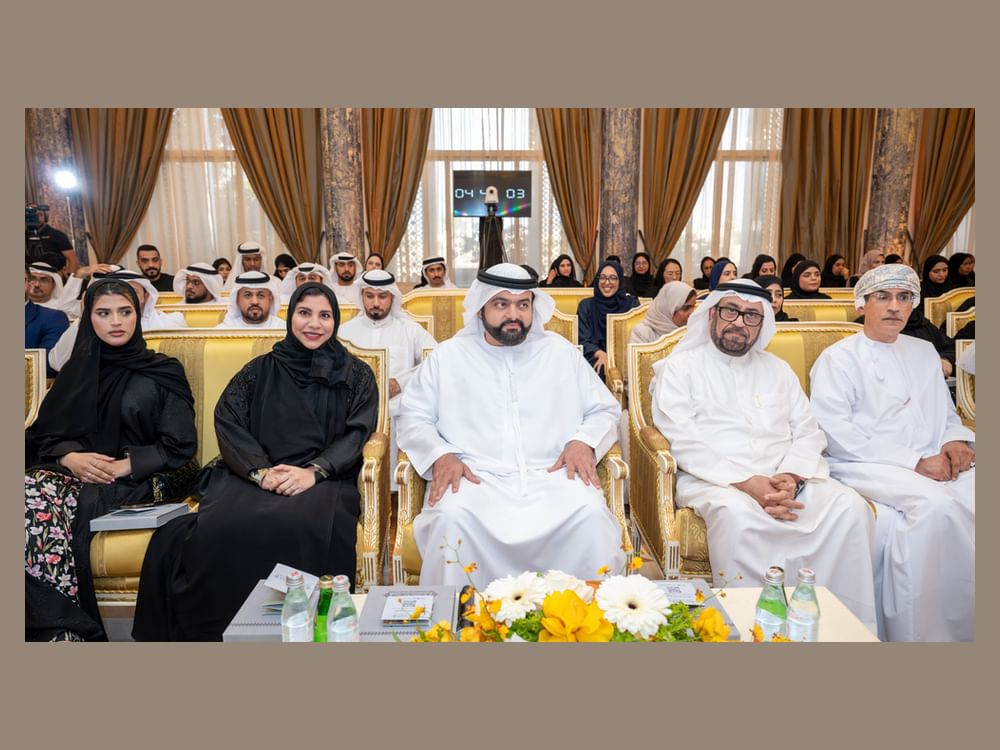 محمد الشرقي يشهد جلسة "الخط العربي كيف نسج جماله من الجذور إلى الآفاق؟"