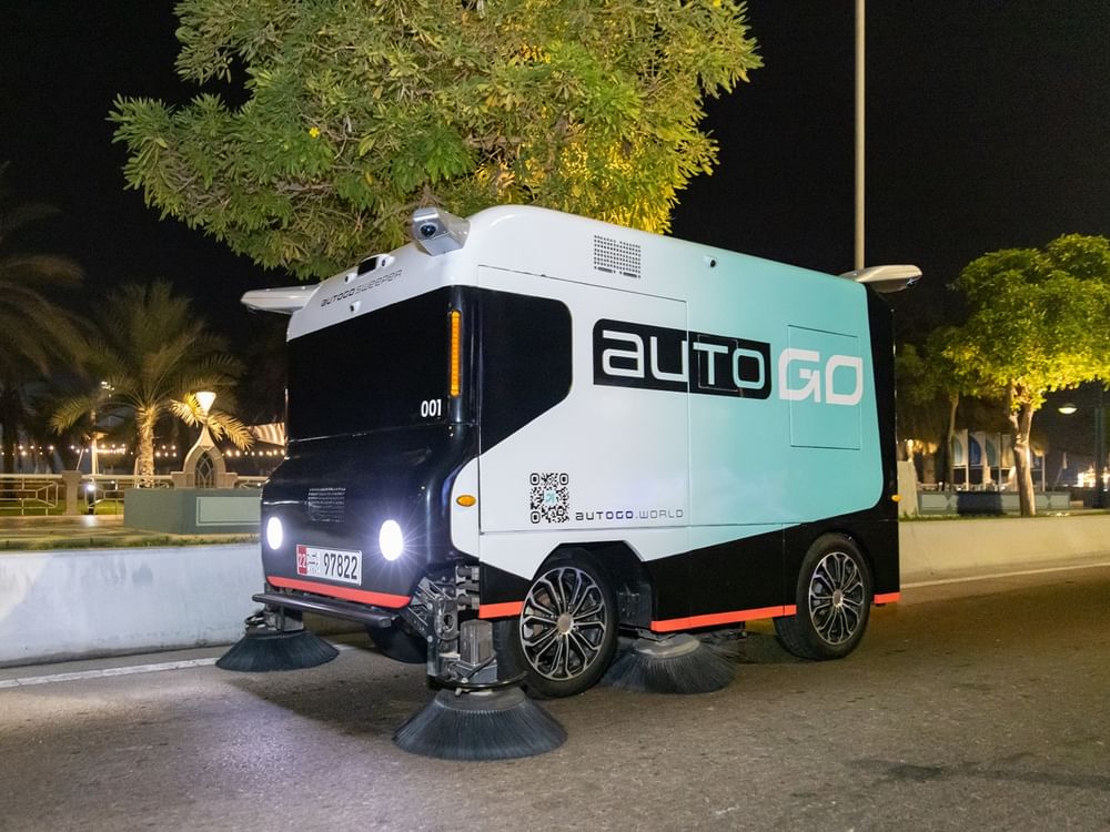 Integrated Transport Centre launches autonomous cleaning vehicles on Abu Dhabi Corniche