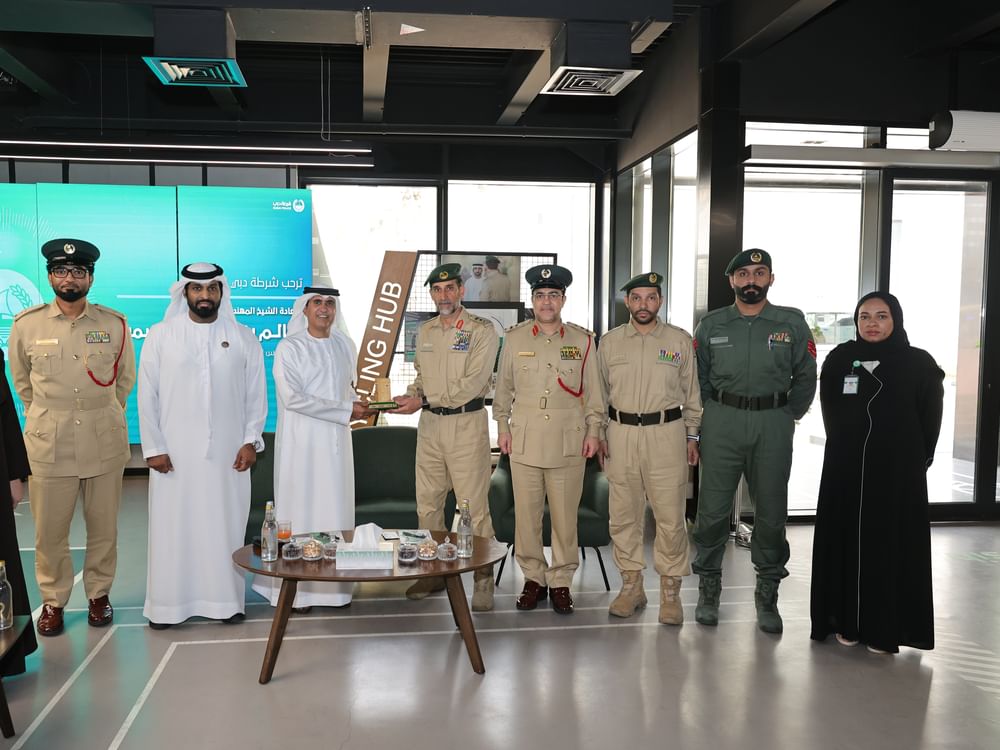  شرطة دبي واتحاد الإمارات للمبارزة يبحثان تعزيز التعاون الرياضي 