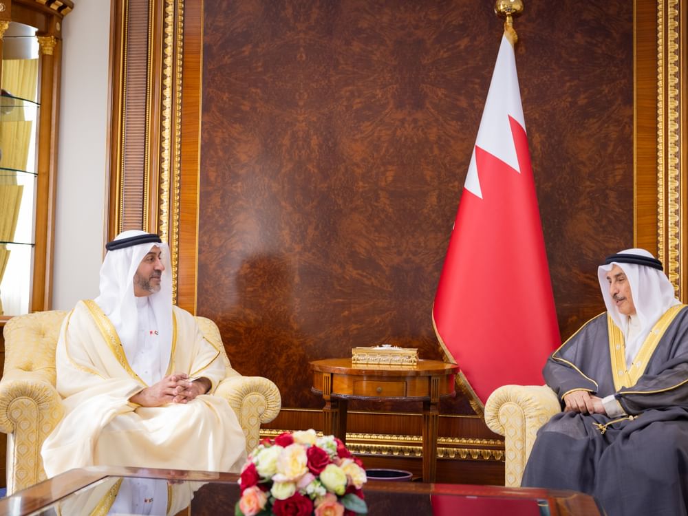 Bahrain's Deputy Prime Minister receives UAE government delegation