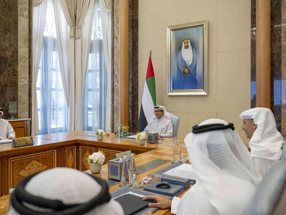 Mansour bin Zayed preside reunião do conselho da Mubadala e aprova relatório e demonstrações financeiras