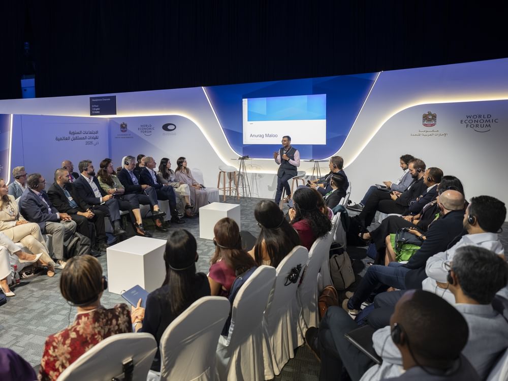 الإمارات مركز عالمي للشراكات الدولية في صناعة المستقبل