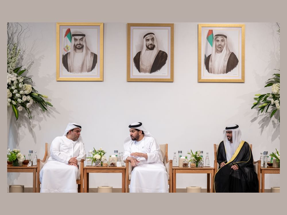 حمدان بن زايد يحضر حفل زفاف سيف حمدان المنصوري