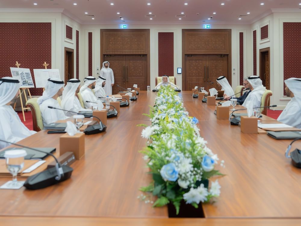 سلطان القاسمي يترأس اجتماع مجلس أمناء أكاديمية الشارقة للنقل البحري