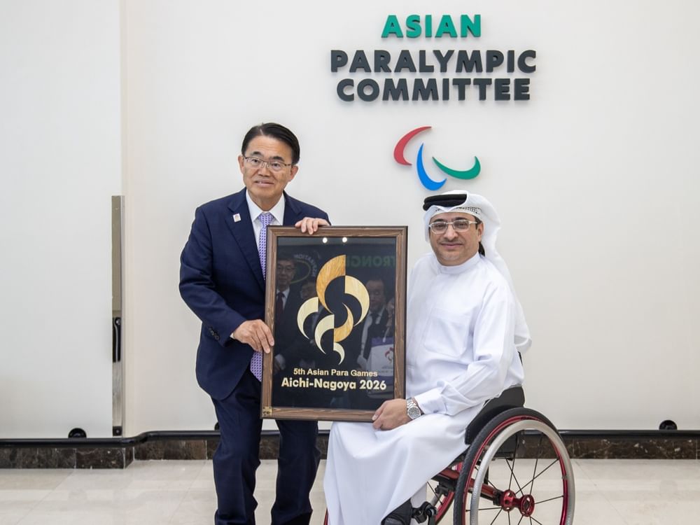 محافظ آيتشي اليابانية يبحث آفاق التعاون مع البارالمبية الآسيوية بدبي