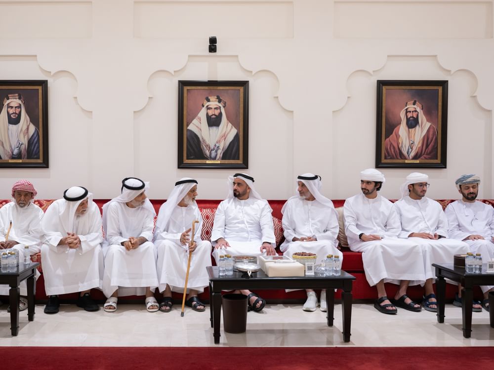 سيف بن زايد يعزي في وفاة عبدالله مبارك عبيد الكتبي