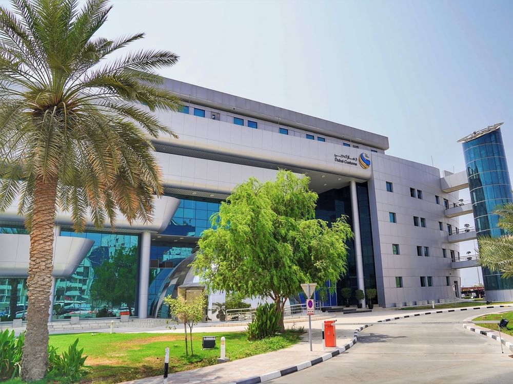 Dubai Customs sets new record with 17.15mn international visitors in 2023