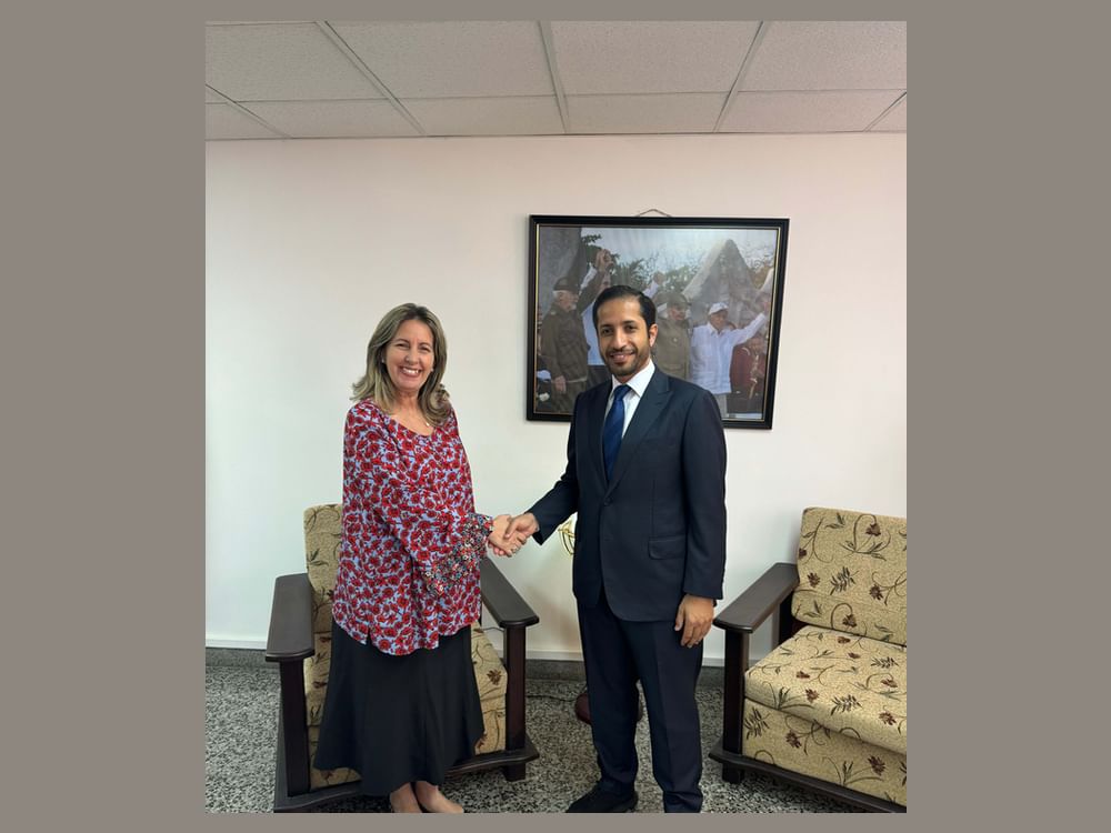 UAE Ambassador meets Minister of Education of Cuba