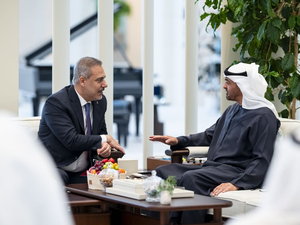 UAE President receives Turkish Foreign Minister