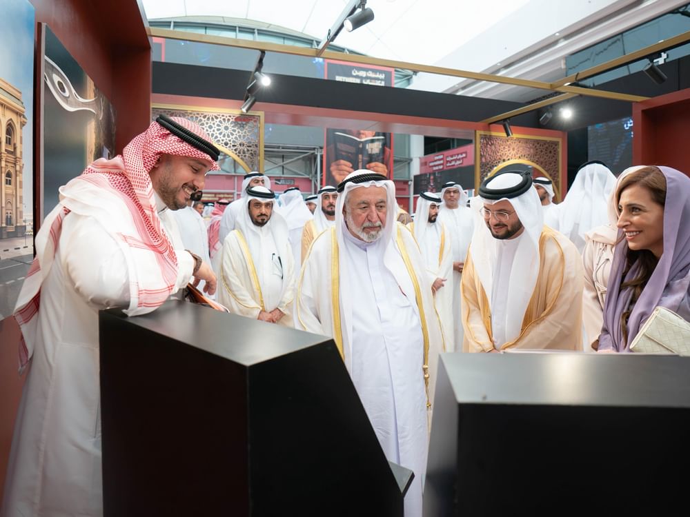 حاكم الشارقة يشهد إطلاق مجموعة كلمات دار "سراب" 