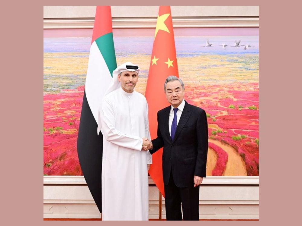 On sidelines of Abu Dhabi Crown Prince’s visit, UAE President’s Special Envoy to China meets Chinese Foreign Minister