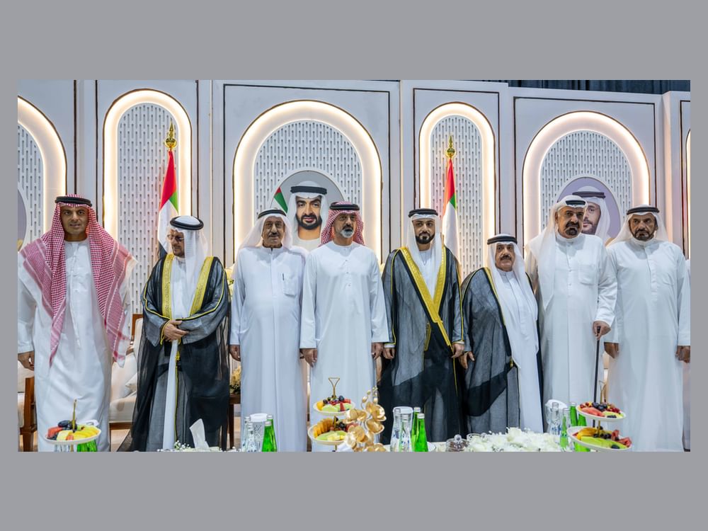 عمار بن حميد يحضر أفراح بن خادم والقاسمي