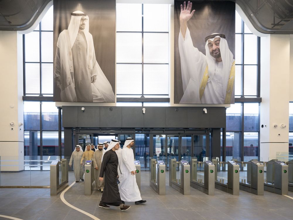Theyab bin Mohamed bin Zayed preside reunião do conselho da Etihad Rail