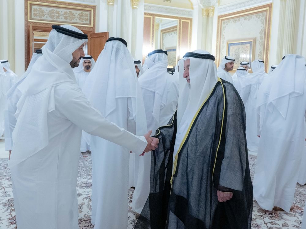 حاكم الشارقة يستقبل المهنئين بشهر رمضان المبارك