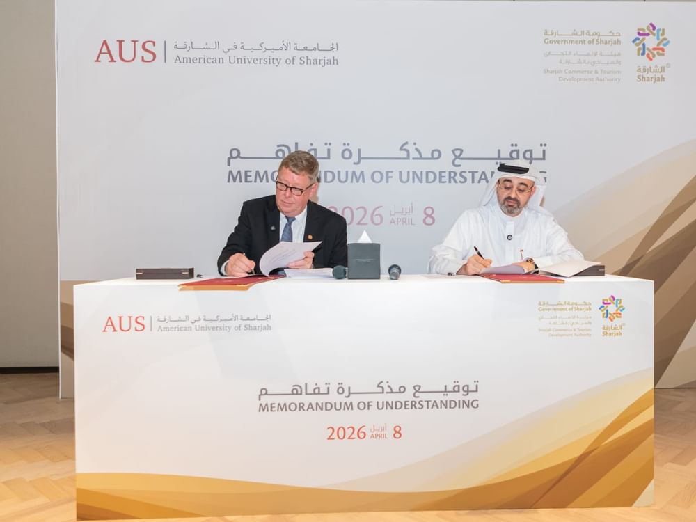 تعاون بين "السياحة والإنماء التجاري" و"أمريكية الشارقة" 