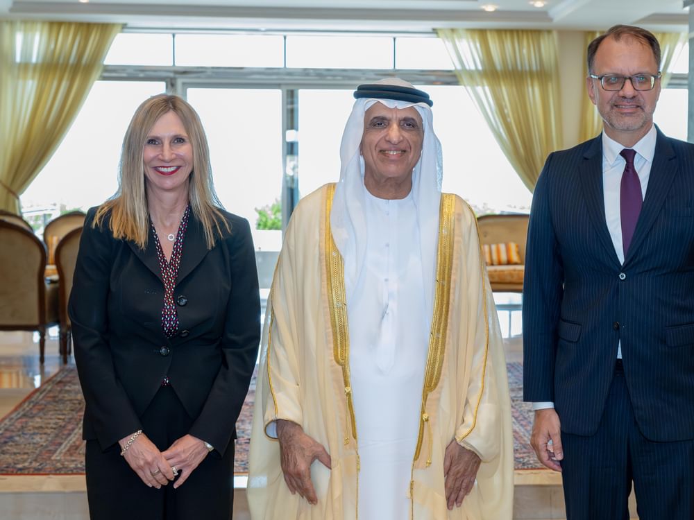 Saud bin Saqr receives US Consul-General, CEO of H.B. Fuller