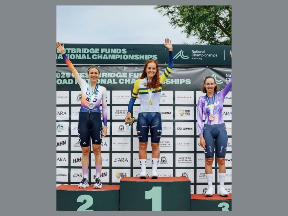 انطلاقة قوية لفريق"الإمارات للدراجات الهوائية" في بطولة أستراليا 