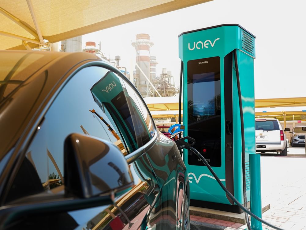MoEI, Etihad WE formalise UAEV joint venture to deliver best-in-class EV fast-charging infrastructure