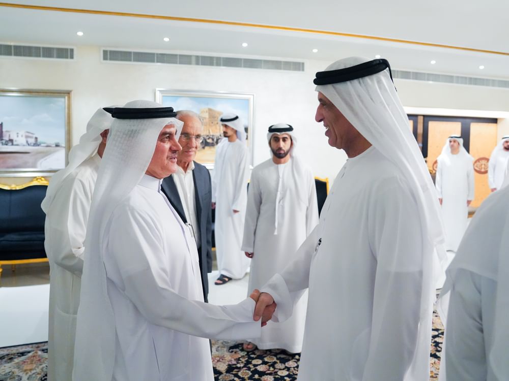 سعود بن صقر يواصل استقبال المهنئين بشهر رمضان المبارك