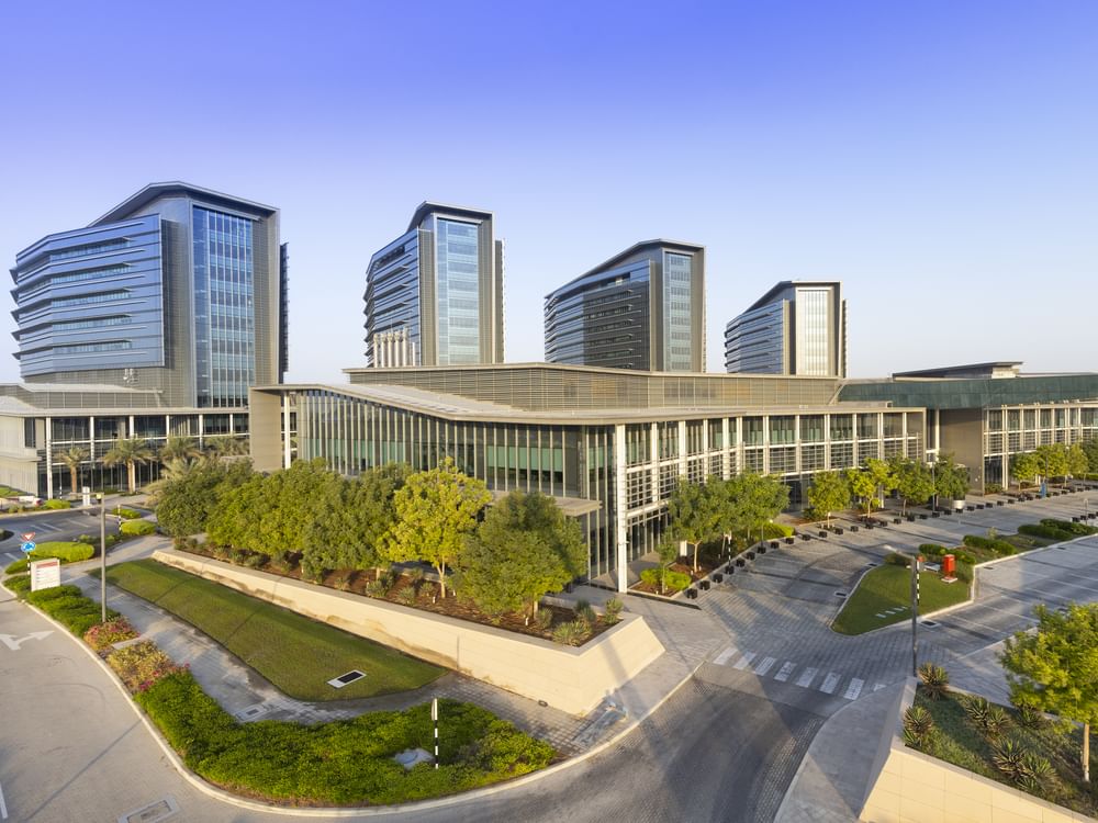 "شخبوط الطبية".. ريادة عالمية في الطب الحديث والابتكار