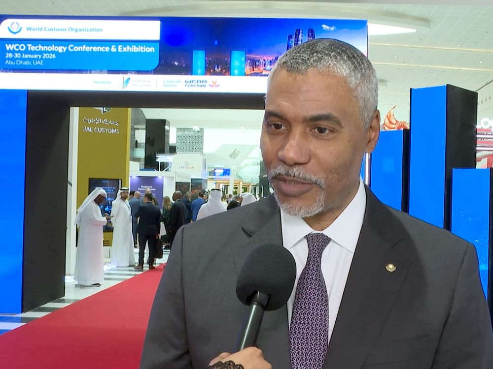 منظمة الجمارك العالمية: أبوظبي نموذج رائد في دمج التكنولوجيا والابتكار الجمركي