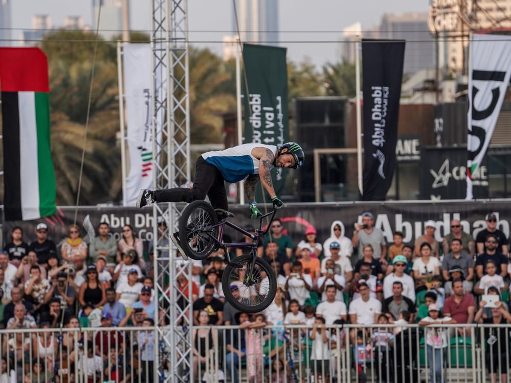 غدا ..انطلاق بطولة العالم للدراجات الهوائية في المناطق الحضرية بأبوظبي
