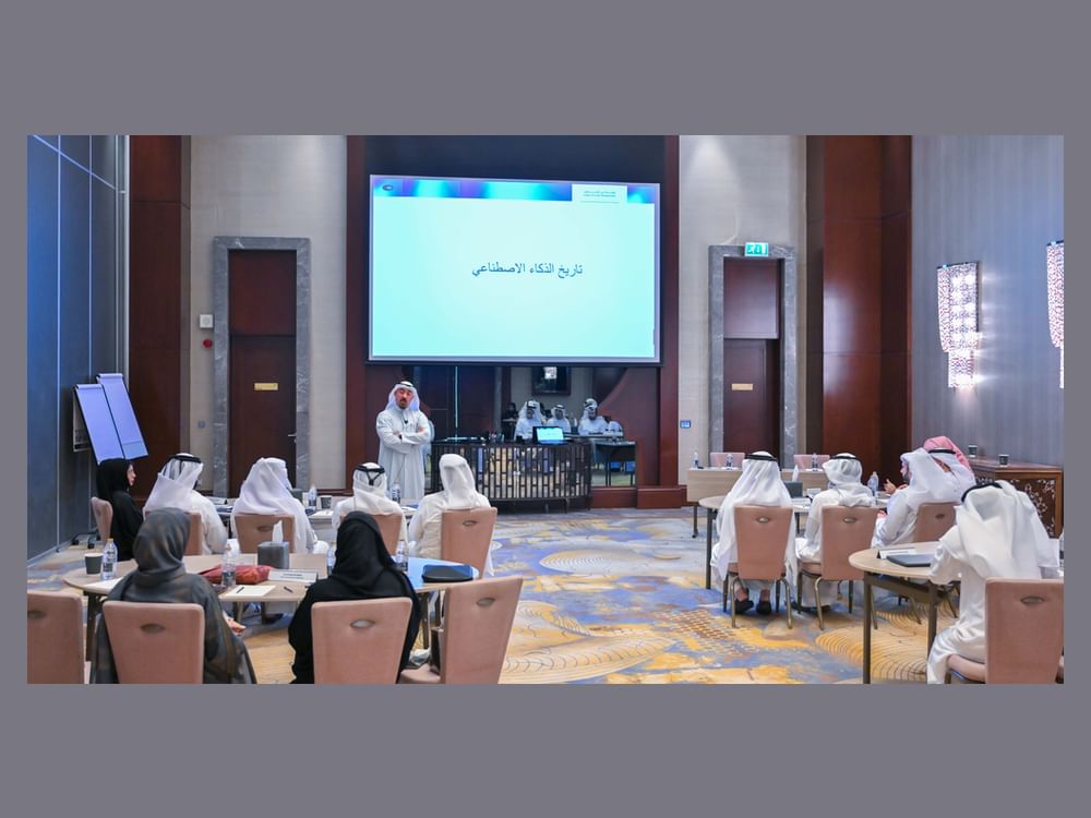 برنامج المعارف الإستراتيجية لحكومة عجمان ينظم جلسة حول الذكاء الاصطناعي