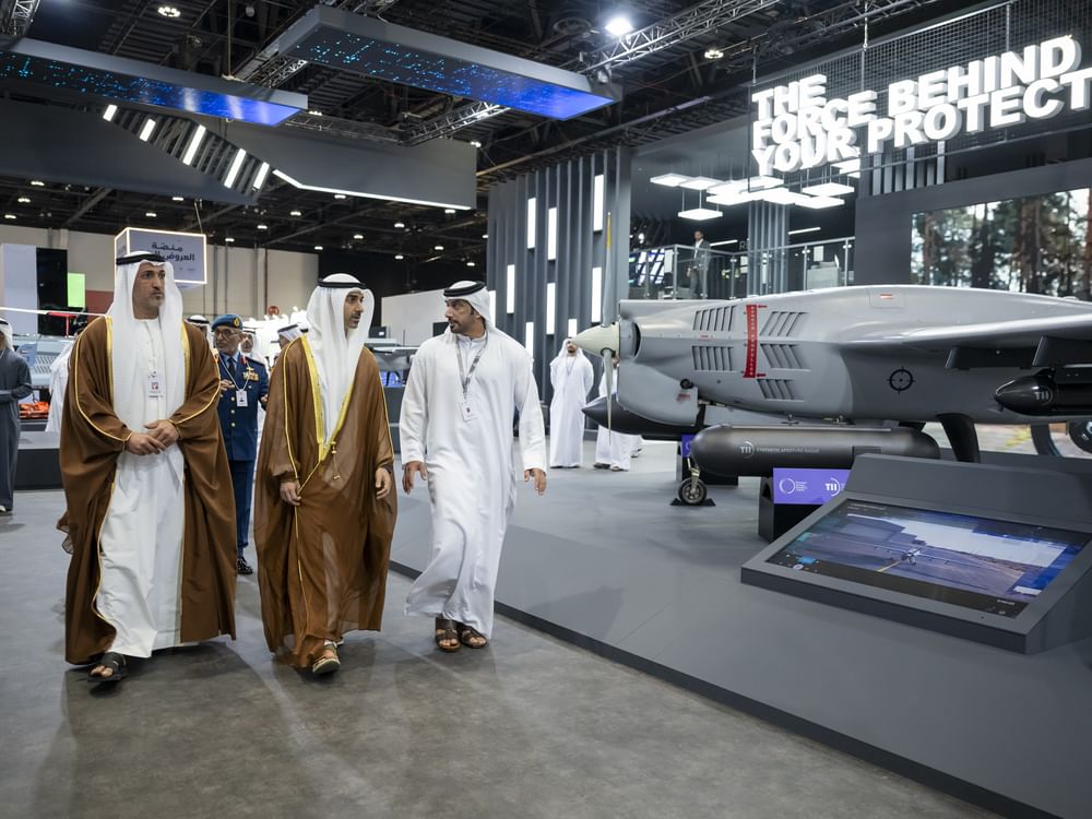 شیخ حمدان بن محمد بن زاید کا جدید بغیر پائلٹ اور اسمارٹ ٹیکنالوجیز کی نمائش 'یو میکس' اور 'سم ٹیکس' 2026 کا افتتاح