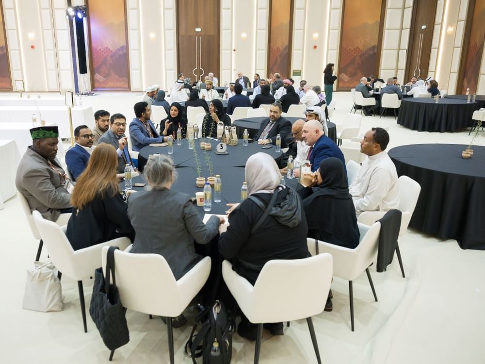 مؤتمر الفجيرة لأبحاث النحل يوصي بوضع خارطة طريق للنهوض بأبحاث نحل العسل