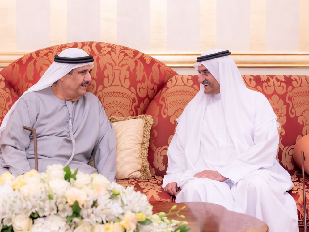 حمد الشرقي يستقبل حميد بن أحمد المعلا وفريق وزارة الخارجية والمهنئين بشهر رمضان بحضور ولي عهد الفجيرة